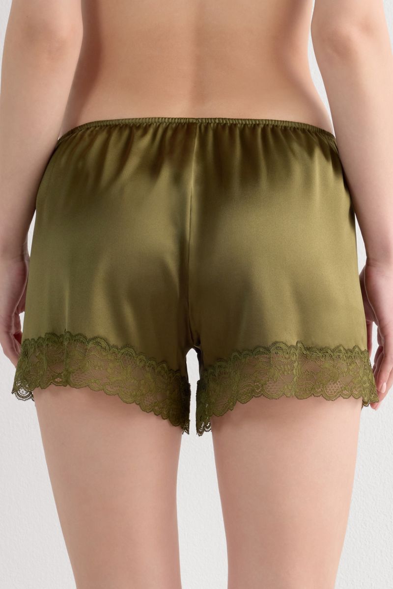 PDC92S_848J_2-SHORTS-EM-SEDA-E-RENDA