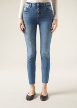 wear-front