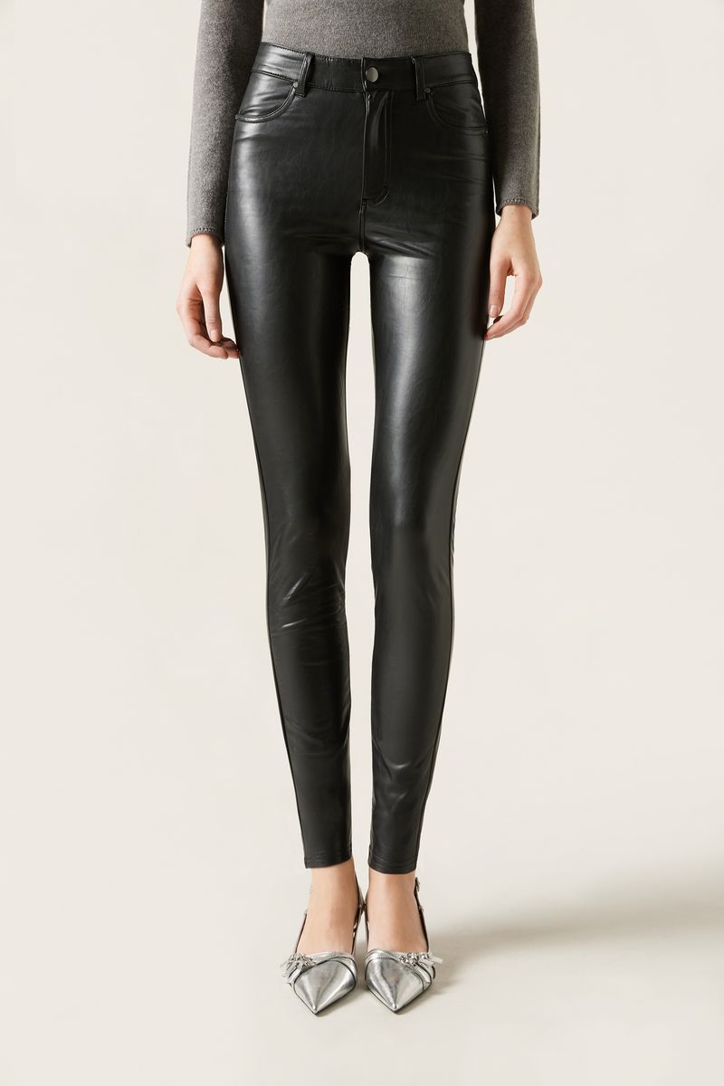 wear-front