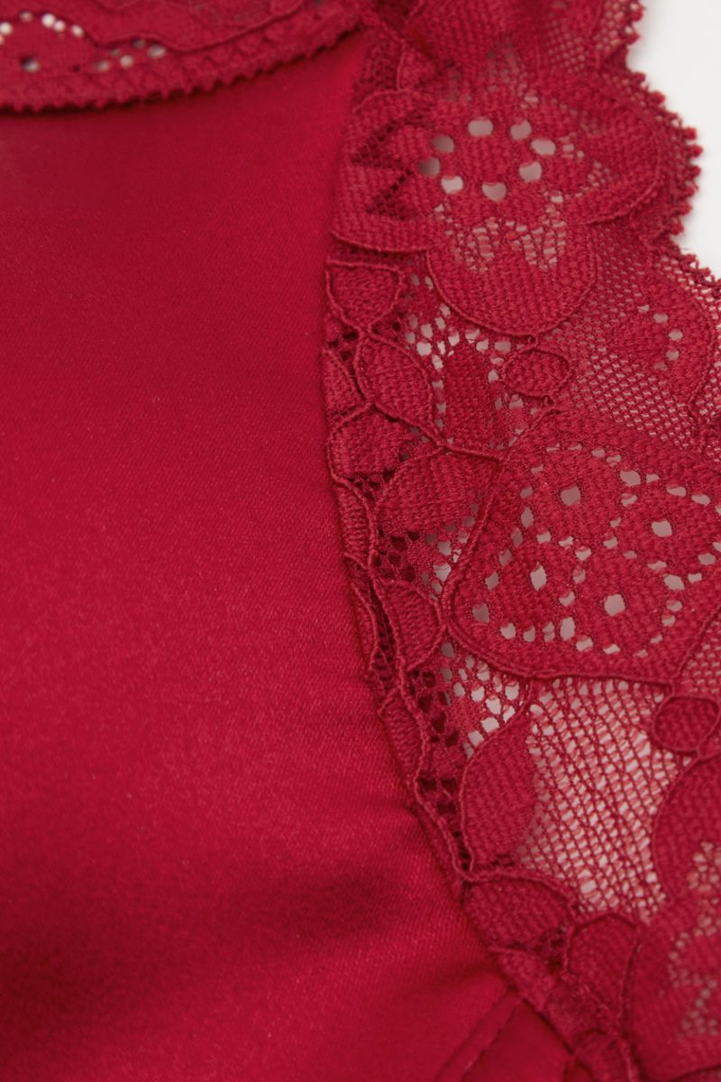 RIS92T_1473_8-SUTIA-TRIANGULO-TIZIANA-EM-SEDA-E-RENDA