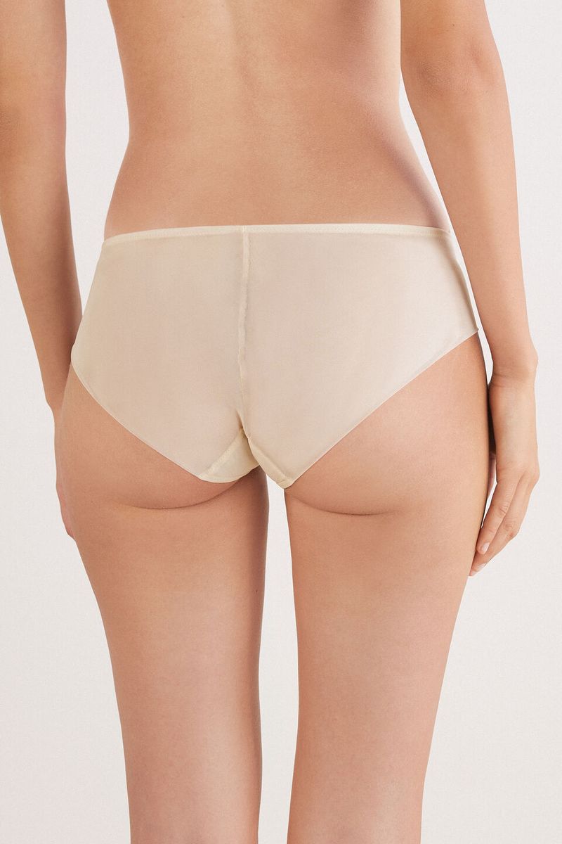 SID2576_5105_2-CUECAS-LUXURY-DREAMS