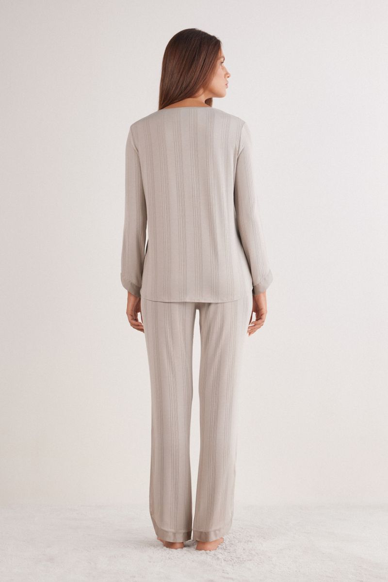 PLD951_950J_2-PIJAMA-COMPRIDO-DELICATE-ALCHEMY-EM-MODAL