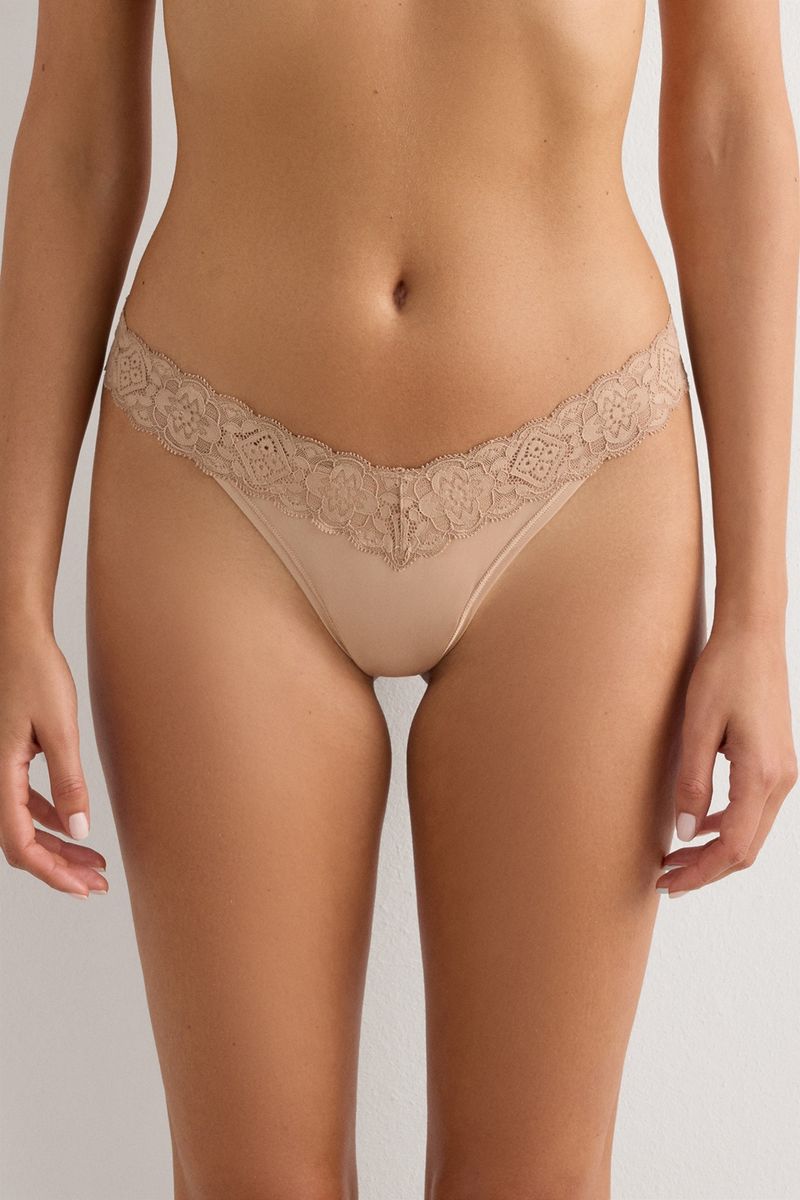 SB97O2_044_V2_3-CALCINHA-BRASILEIRA-EM-RENDA-E-MICROFIBRA