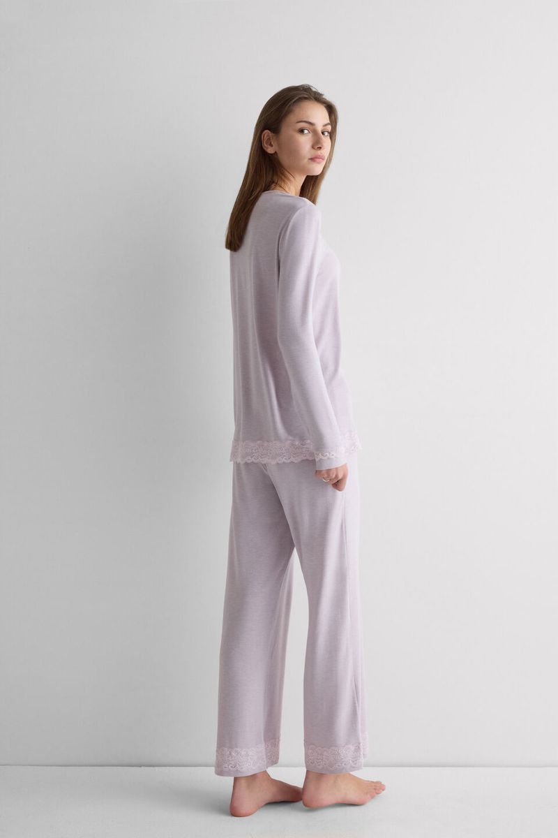 PLD700A_068K_2-PIJAMA-COMPRIDO-ABERTO-A-FRENTE-EM-MODAL-COM-RENDA