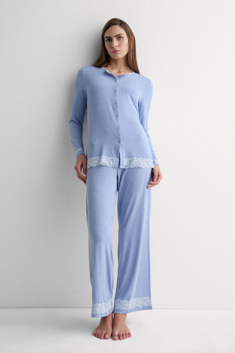 PLD700A_069K_3-PIJAMA-COMPRIDO-ABERTO-A-FRENTE-EM-MODAL-COM-RENDA