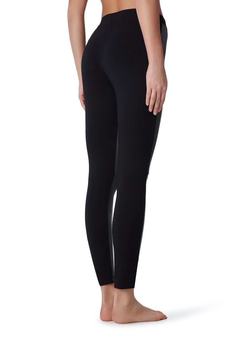 MODP0721_019_2-LEGGINGS-ALGODAO-COURO-RASGO