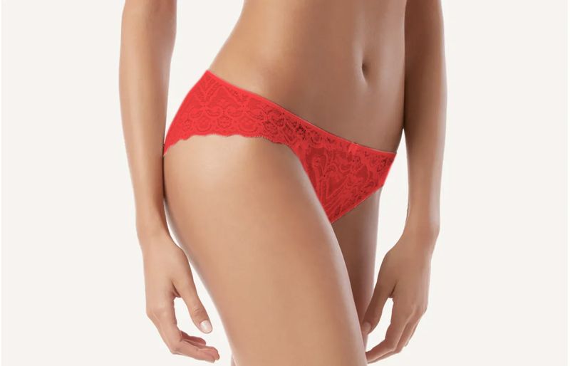 SI89P1_7857_1-CUECA-EM-RENDA-DE-CINTURA-DESCIDA