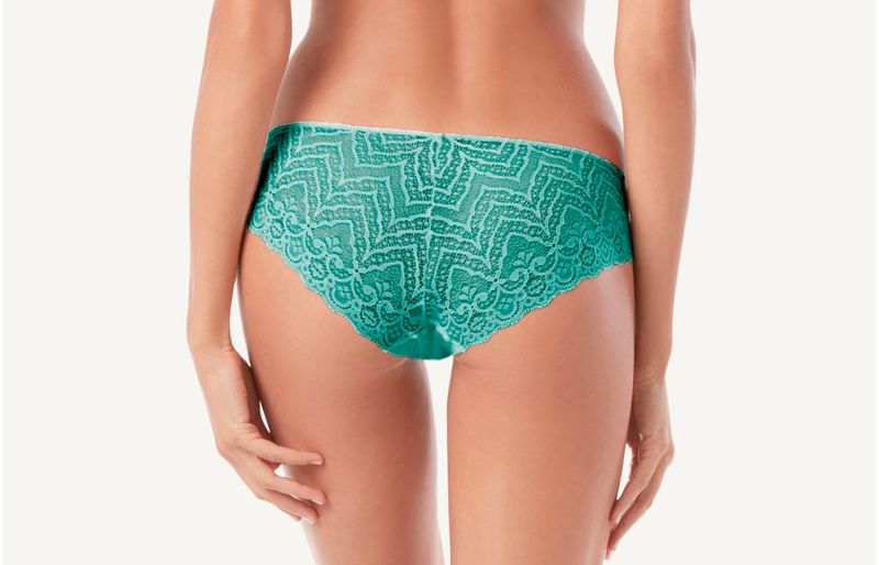 SI89P1_9040_2-CUECA-EM-RENDA-DE-CINTURA-DESCIDA